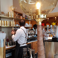 Atmosphère du Restaurant de poisson MERSEA Beaupassage à Paris - n°12