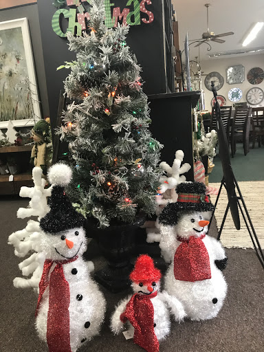 Outdoor Furniture Store «Liberty Square Furniture», reviews and photos, 8639 Portage Rd, Portage, MI 49002, USA