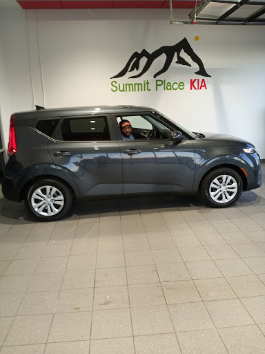 Auto Repair Shop «Summit Place Kia East», reviews and photos, 44900 N Gratiot Ave, Charter Twp of Clinton, MI 48036, USA