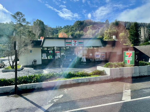 Convenience Store «7-Eleven», reviews and photos, 371 Shoreline Hwy, Mill Valley, CA 94941, USA