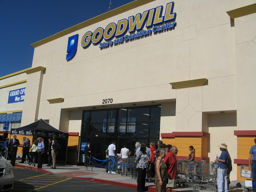 Power & Baseline Goodwill Retail Store & Donation Center, 2070 S Power Rd, Gilbert, AZ 85206, USA, 