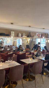 Atmosphère du Restaurant français Akabeko − Restaurant Fusion Français et Japonais à Paris - n°10