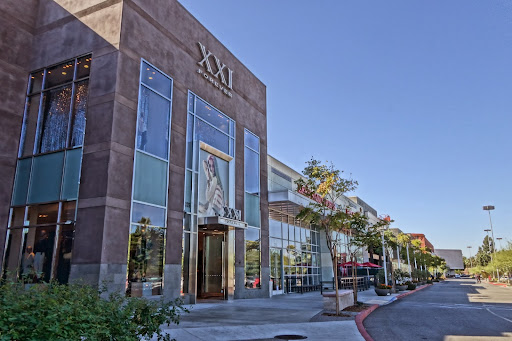 Clothing Store «F21 XXI», reviews and photos, 112 Plaza Dr, West Covina, CA 91790, USA