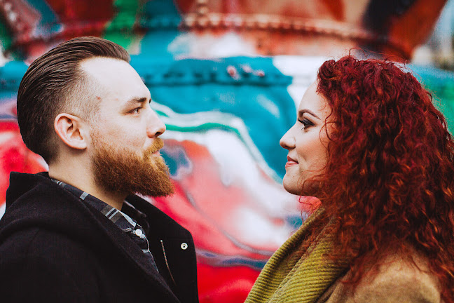 Honey and the Moon Photography - Photography studio