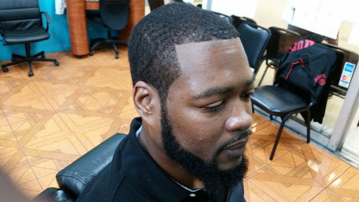 Hair Salon «Cut It Out!! Salon/Barbershop», reviews and photos, 1305 NW 40th Ave, Lauderhill, FL 33313, USA