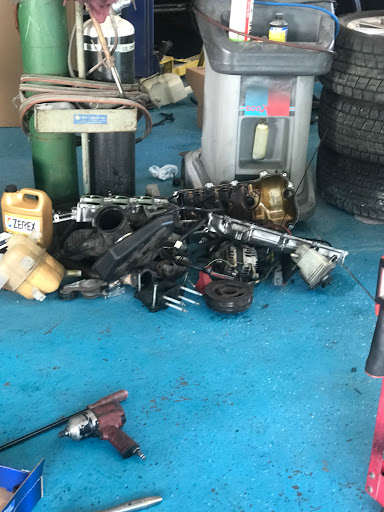 Auto Body Shop «Wishes Auto», reviews and photos, 1357 SE Baya Dr, Lake City, FL 32025, USA