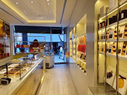 PIERRE MARCOLINI Antwerp Store