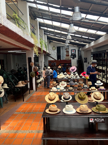 Museo Del Sombrero De Paja Toquilla - Cuenca