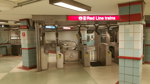 Shopping Mall «Block 37», reviews and photos, 108 N State St, Chicago, IL 60602, USA