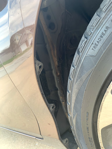 Auto Body Shop «Prestige Auto Collision», reviews and photos, 3122 Roanoke Rd, Kansas City, MO 64111, USA