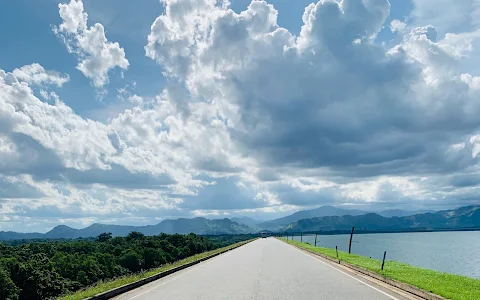 The Udawalawa Dam image