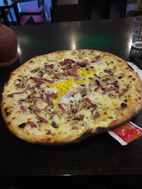 Pizza du Pizzeria DIFFA PIZZA FEU DE BOIS à Villiers-le-Bel - n°12