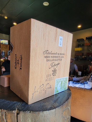 Cigar Shop «Dallas Cigar», reviews and photos, 6162 Greenville Ave # A, Dallas, TX 75206, USA