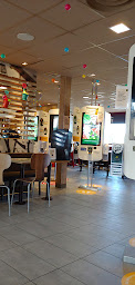 Photo n°45 de McDonald's à Dives-sur-Mer ()