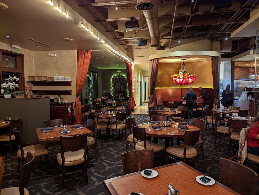 CRAVE American Kitchen & Sushi Bar (The Galleria - Edina) 55435