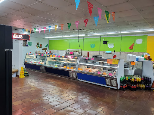 Mexican Grocery Store «La Mexicana Grocery Store», reviews and photos, 31 W 9 Mile Rd, Pensacola, FL 32534, USA