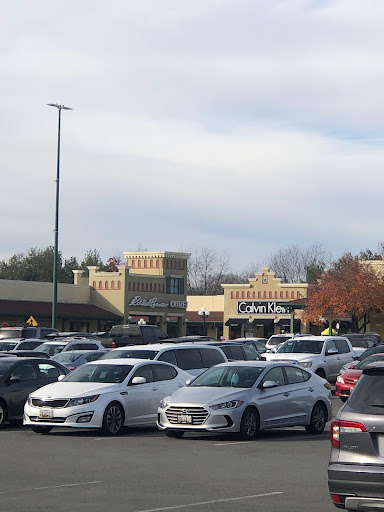 Shopping Mall «Hagerstown Premium Outlets», reviews and photos, 495 Premium Outlets Blvd, Hagerstown, MD 21740, USA