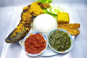 Mas Ryan Food image