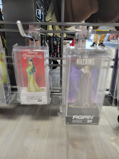 Video Game Store «GameStop», reviews and photos, 2275 NE 27th St #108, McMinnville, OR 97128, USA