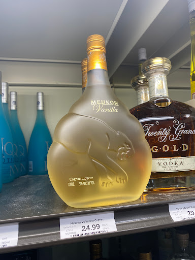 Wine Store «Total Wine & More», reviews and photos, 8539 Cooper Creek Blvd, Bradenton, FL 34201, USA