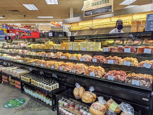 Grocery Store «Haggen Food & Pharmacy», reviews and photos, 17641 Garden Way NE, Woodinville, WA 98072, USA