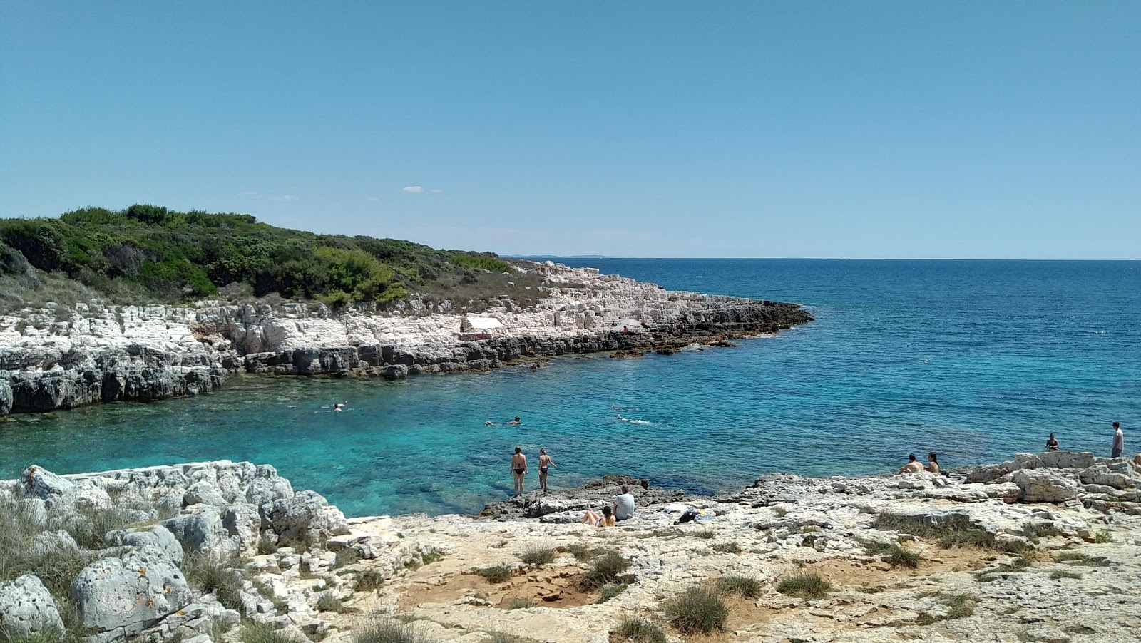 Zdjęcie Sv. Mikula beach z mała zatoka