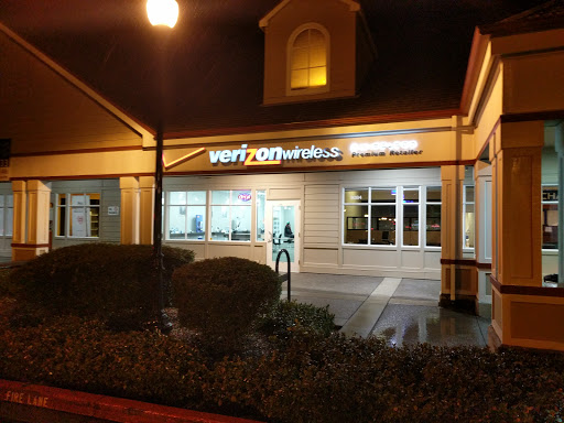 Cell Phone Store «Verizon Authorized Retailer - A Wireless», reviews and photos, 9090 Brooks Rd S, Windsor, CA 95492, USA