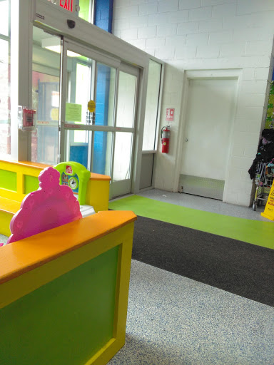 Laundromat «Big G Laundry», reviews and photos, 162 W Chelten Ave, Philadelphia, PA 19144, USA