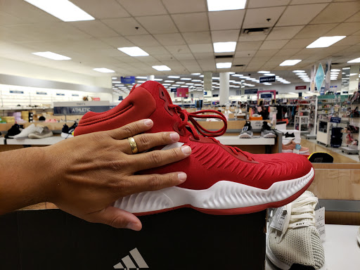 Department Store «Marshalls», reviews and photos, 3855 E Foothill Blvd, Pasadena, CA 91107, USA