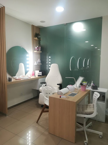 R. Dr. Milheiros 488, 4410-518 São Félix da M.nha