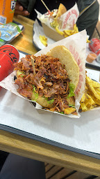 Photo n°44 de STARK BERLINER à Versailles ()