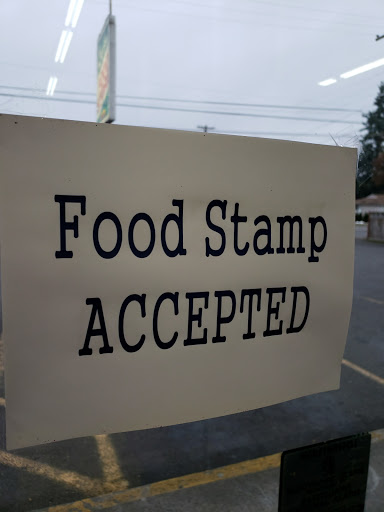 Convenience Store «Lucky Food Store», reviews and photos, 8602 Hipkins Rd SW, Tacoma, WA 98498, USA