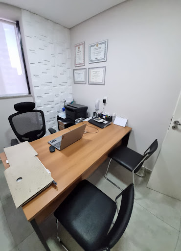 Logo da empresa - Vicente Chicarelli - Advogado Cível e Trabalhista