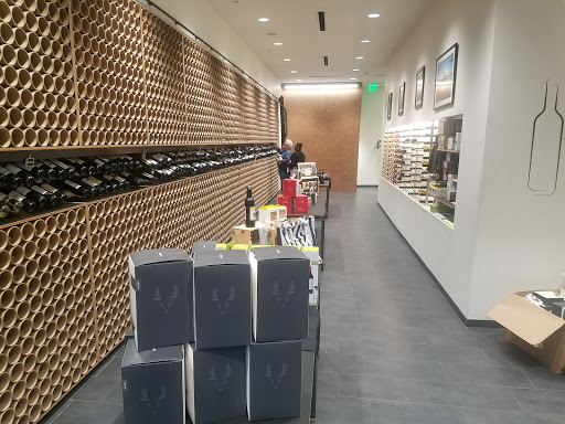 Wine Store «HOUSE OF PURE VIN», reviews and photos, 1433 Woodward Ave, Detroit, MI 48226, USA