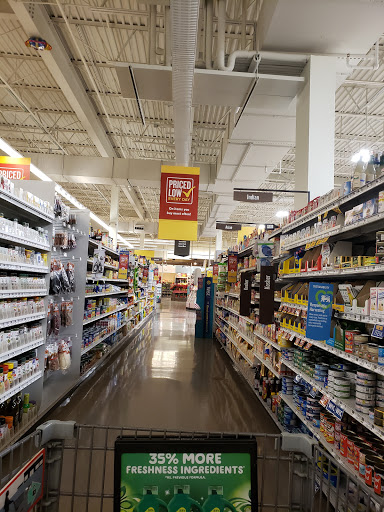 Grocery Store «Food Lion», reviews and photos, 907 S Chapel St, Newark, DE 19713, USA