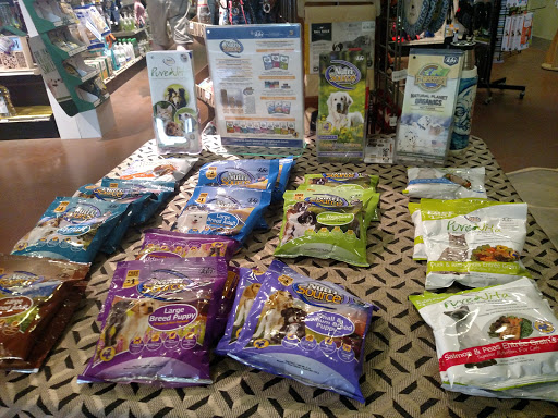 Pet Supply Store «Pickering Valley Feed & Farm Store», reviews and photos, 305 Gordon Dr, Exton, PA 19341, USA