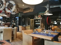 Atmosphère du Restaurant français Bistrot Marin - Restaurant Maussane-les-Alpilles - n°13