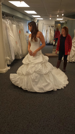 Bridal Shop «Ballew Bridal & Formal Salon», reviews and photos, 547 W Poplar Ave, Collierville, TN 38017, USA