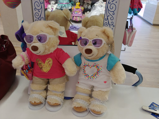 Ice Cream Shop «The Baked Bear», reviews and photos, 256 North University Drive, Farmington, UT 84025, USA