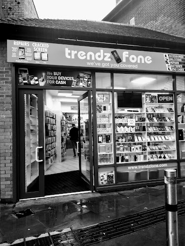 Phone Repair Shop Trendzfone - Cell phone store