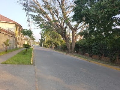 Photos of Escuela Seran