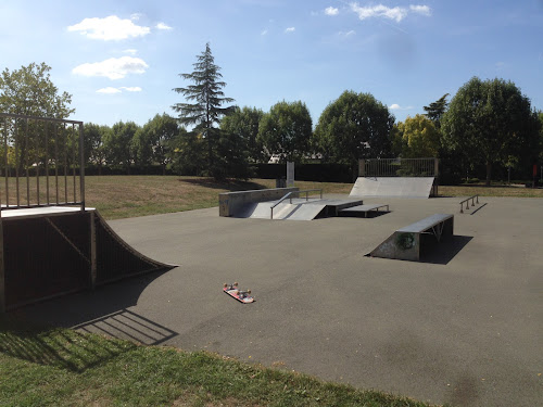 attractions Skatepark de Beaucouzé (centre-ville) Beaucouzé
