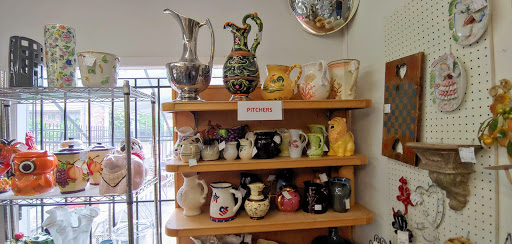 Donations Center «The Guild Shop», reviews and photos