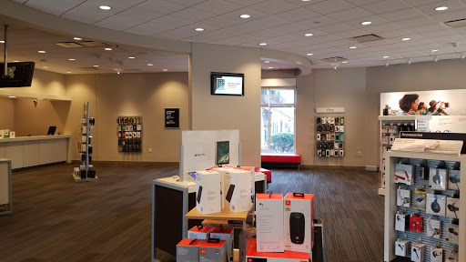 Cell Phone Store «Verizon», reviews and photos, 1314 Fording Island Rd, Bluffton, SC 29910, USA