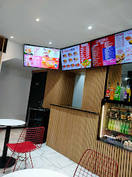 Photo n°16 de Canteen Street à Montreuil ()