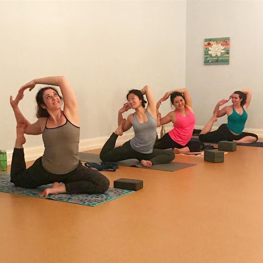 Yoga Studio «Amara Yoga & Arts», reviews and photos, Lincoln Square, Urbana, IL 61801, USA