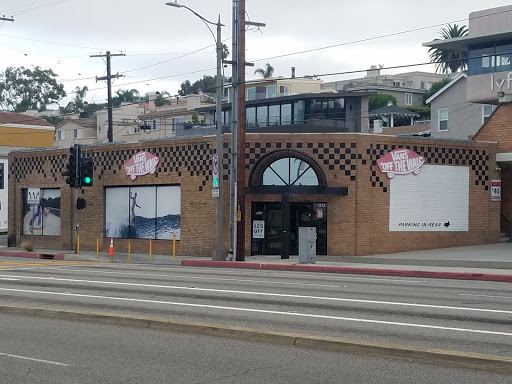 Shoe Store «Vans», reviews and photos, 1314 Pacific Coast Hwy, Hermosa Beach, CA 90254, USA