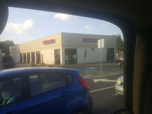 Tire Shop «Firestone Complete Auto Care», reviews and photos, 5122 George Washington Memorial Hwy, Grafton, VA 23692, USA