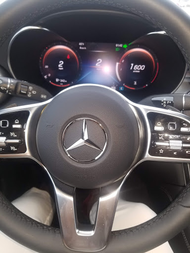 Mercedes Benz Dealer «Plaza Mercedes-Benz», reviews and photos, 11910 Olive Blvd, Creve Coeur, MO 63141, USA