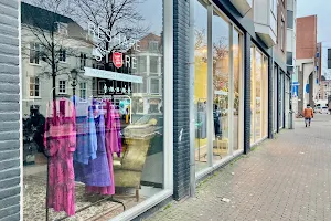 ReShare Store The Hague image